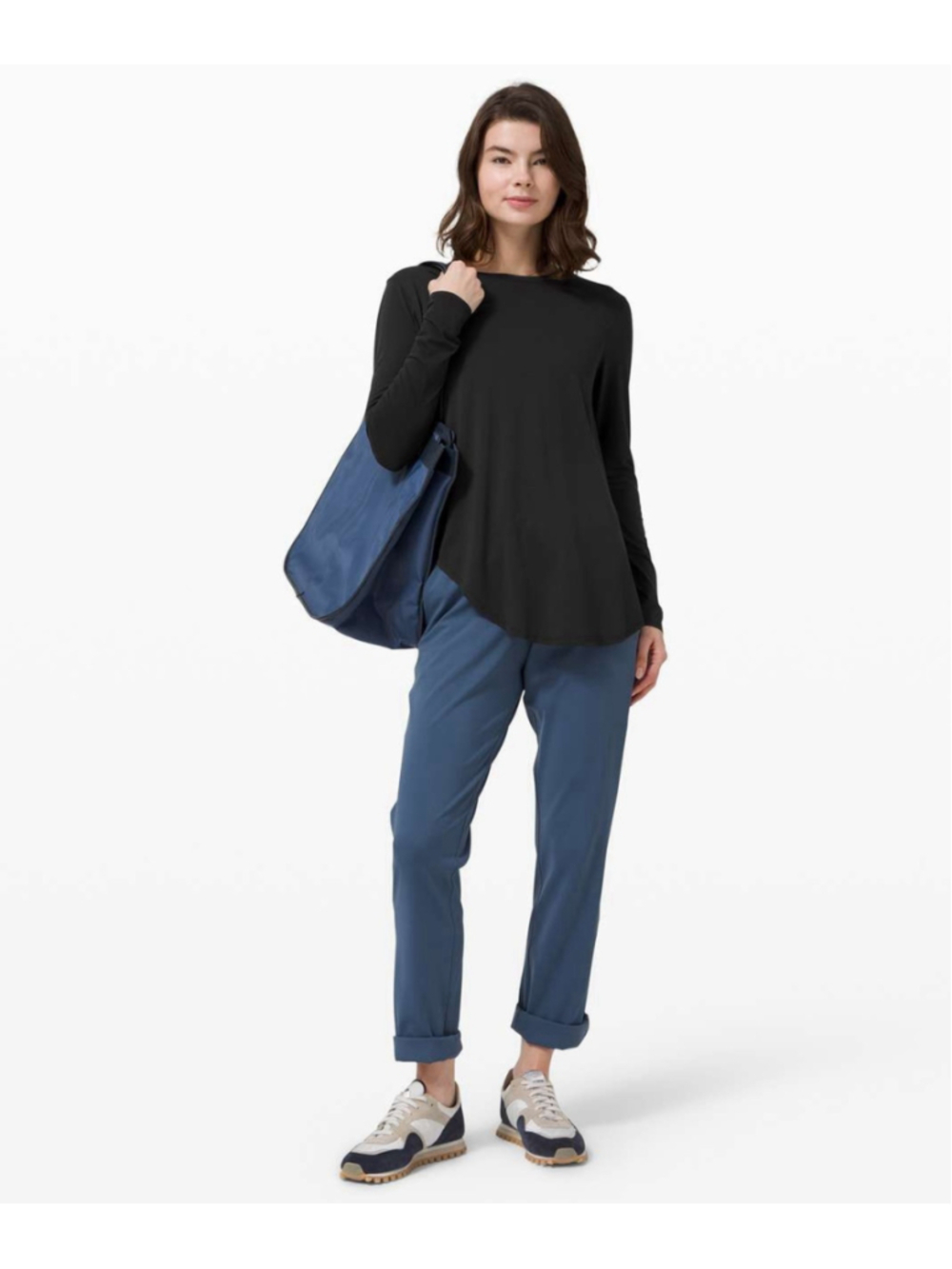 lululemon athletica Women’s Long Sleeve Top 6 Black Relaxed Crew Neck Stretch
